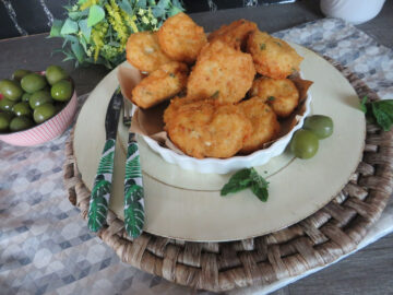 Frittelle di baccalà: soffici, dorate e golosissime