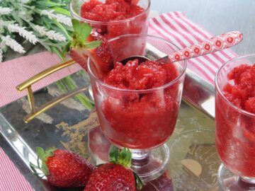 Sorbetto alla fragola: Ricetta senza gelatiera