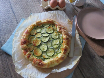 Torta salata di zucchine: Ricetta veloce e gustosa