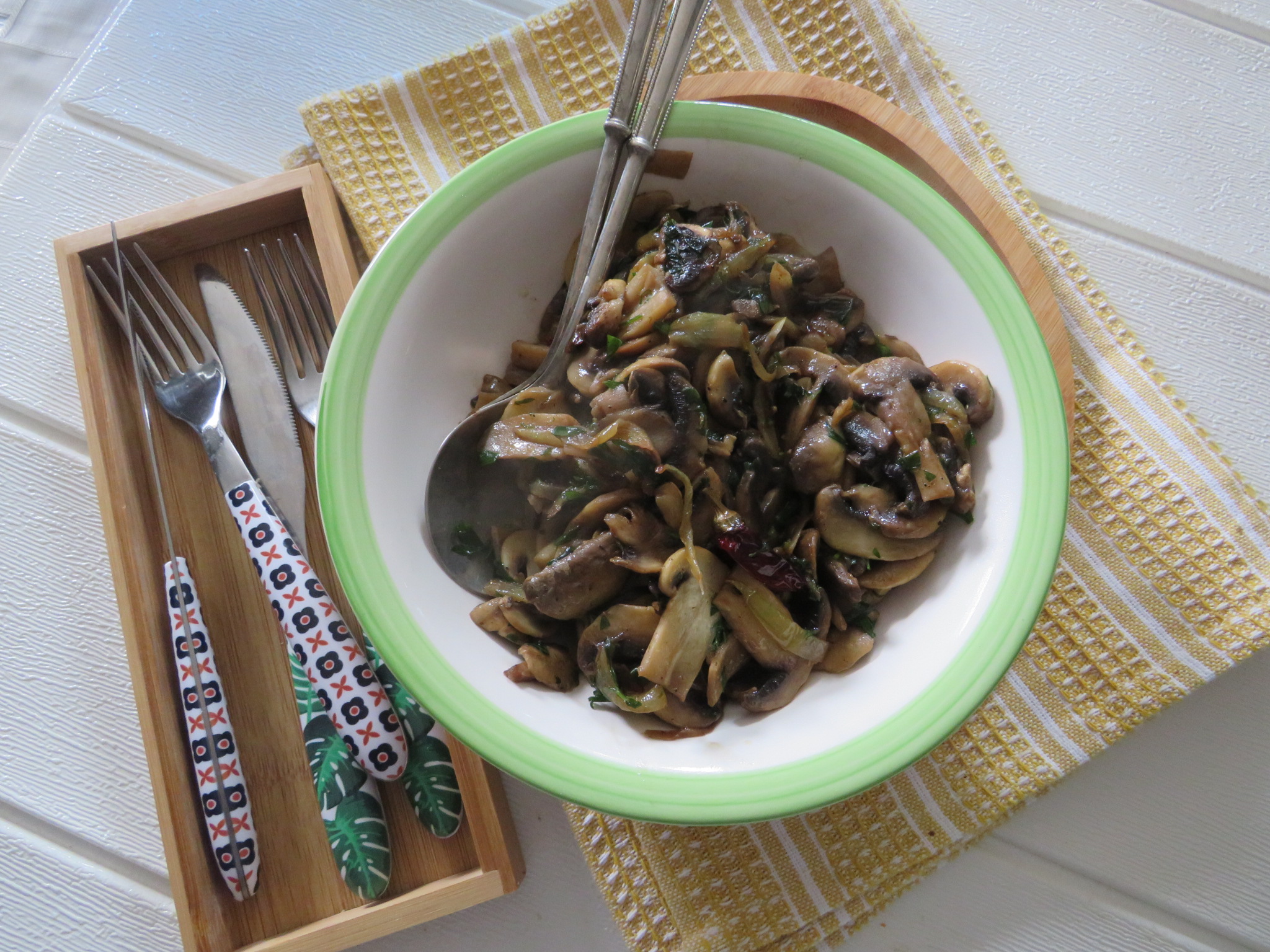 Funghi Trifolati: Ricetta facile e veloce