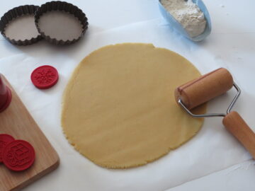 Pasta frolla all'olio (per crostate e biscotti): Ricetta facile e veloce