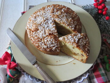 Torta Panettone senza lievitazione: uvetta e canditi