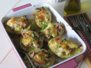Patate ripiene al forno: ricetta facilissima