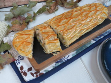 Strudel salato con zucchine, ricotta e tonno: veloce e facile