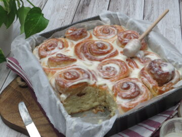 Cinnamon rolls: morbidissimi con glassa