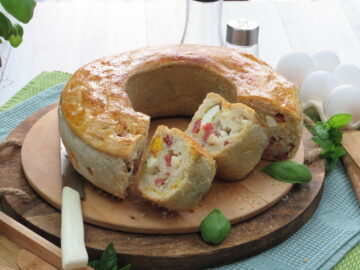 Tortano napoletano: ricetta del rustico campano