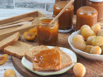 Marmellata di Prugne con Cannella: la conserva fatta in casa che conquista al primo assaggio!