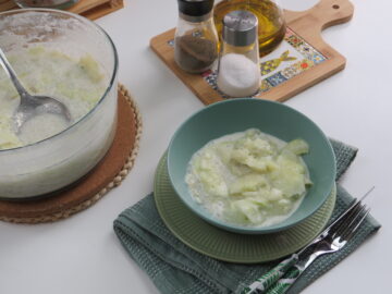 Mizeria polacca: pochi ingredienti, tutto il sapore della tradizione